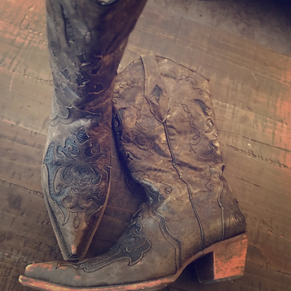 Corral cowgirl boots